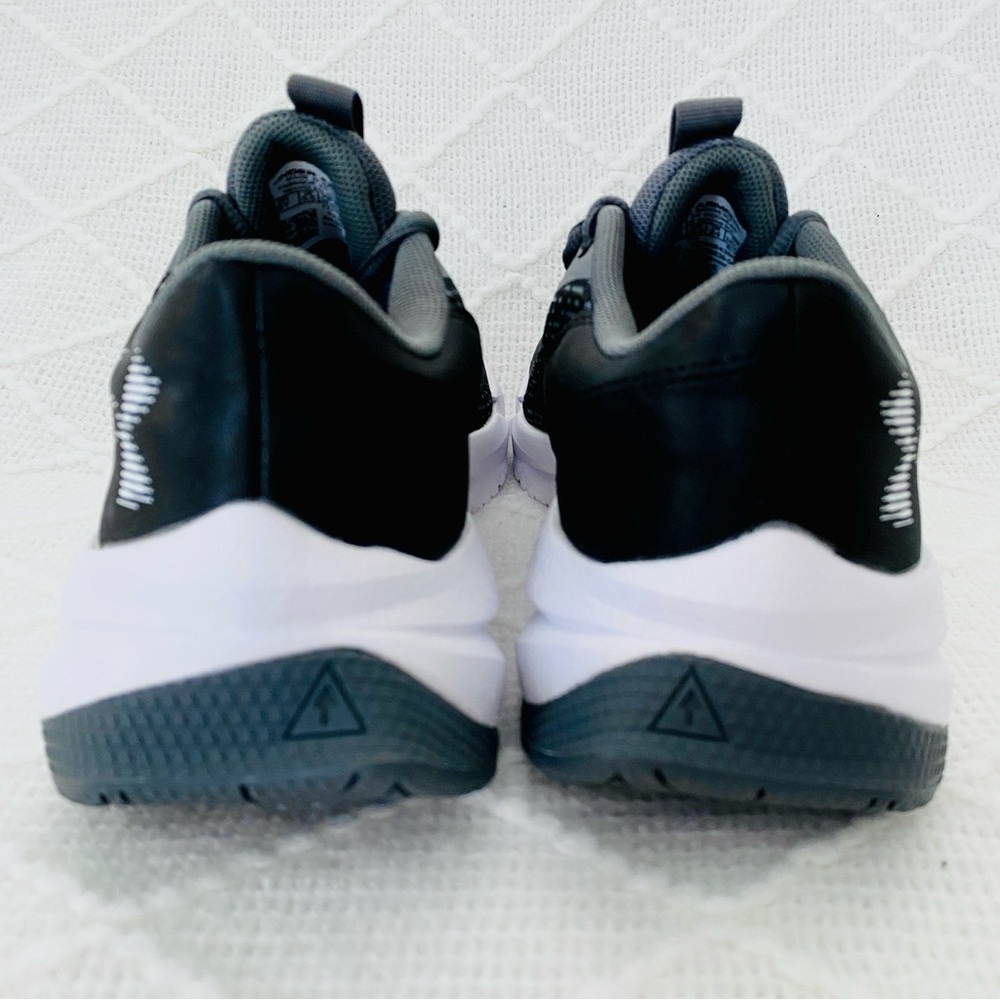 NWT Under Armour Boy's Grade School Scramjet 5 Running Shoe | Black | 6 Big Kid - Picture 8 of 14